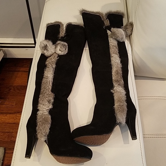 Fur boots - Picture 3 of 8